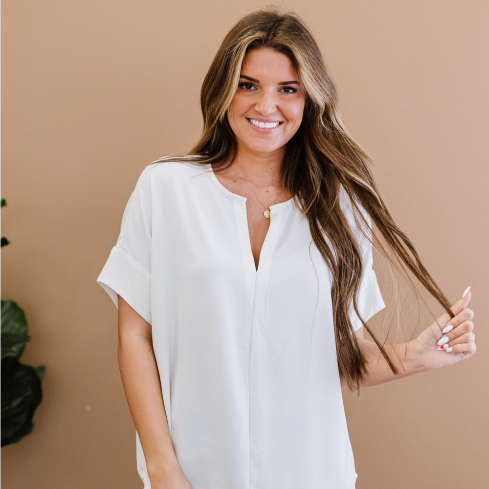NWT Zenana | Ivory Notched Neck Short Sleeve Top